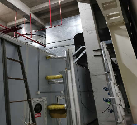 常州市新譽宇航公司噴漆房系統